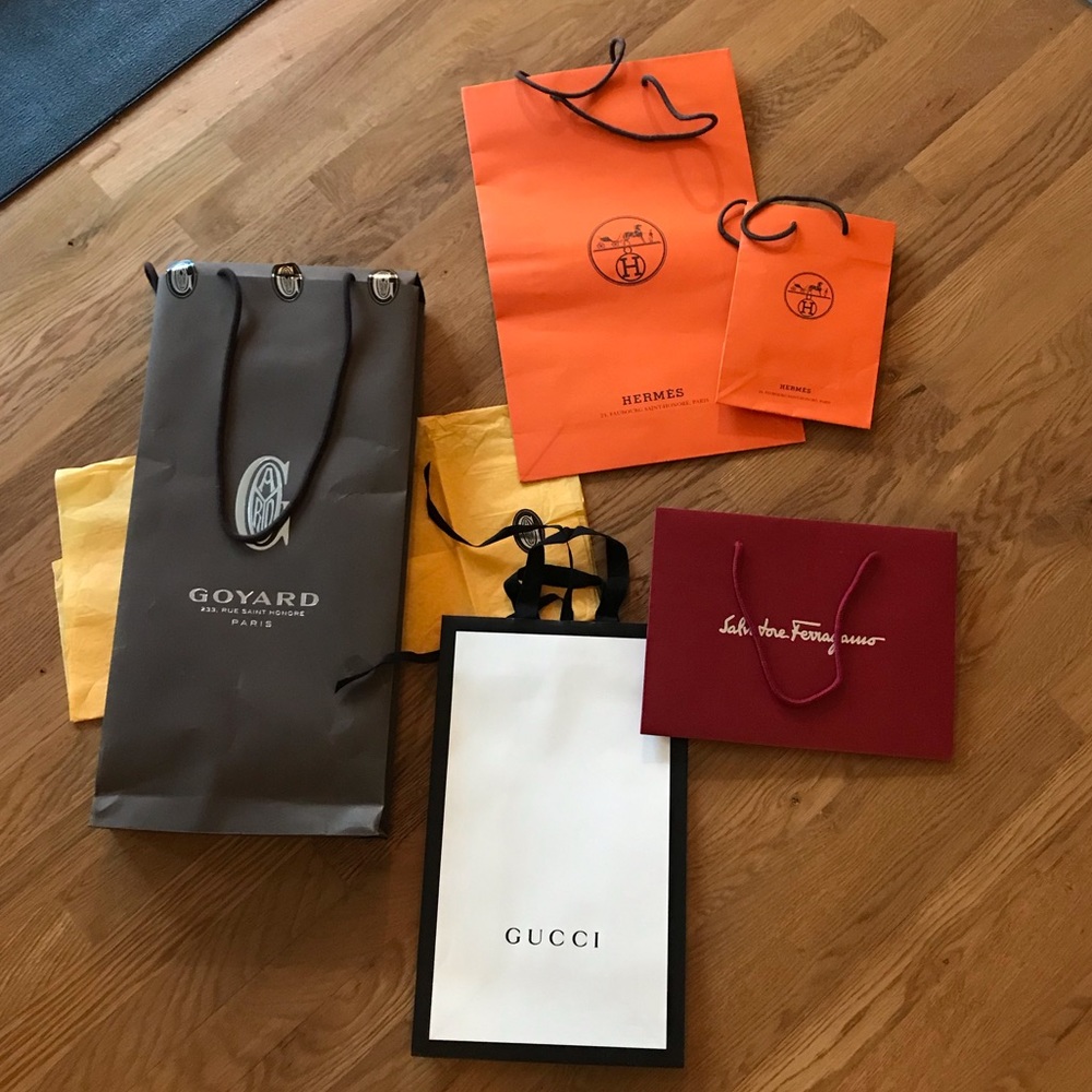 Shopping bag collection